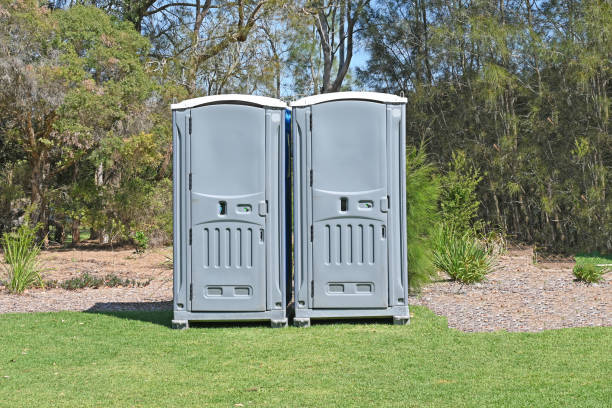 Best Portable Restroom Setup and Delivery  in Dixon Lane Meadow Creek, CA